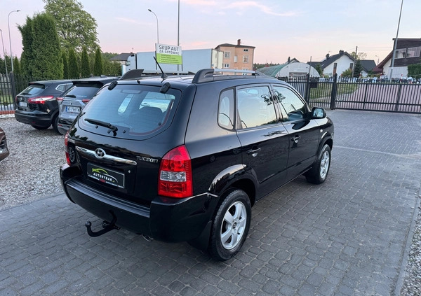 Hyundai Tucson cena 17900 przebieg: 241124, rok produkcji 2006 z Kędzierzyn-Koźle małe 742